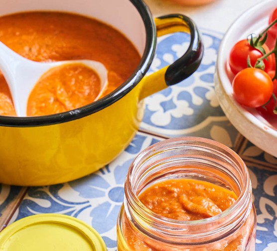 Annabel Karmel's hidden vegetable sauce