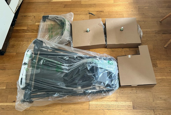 Cybex Avi Spin pushchair unboxed