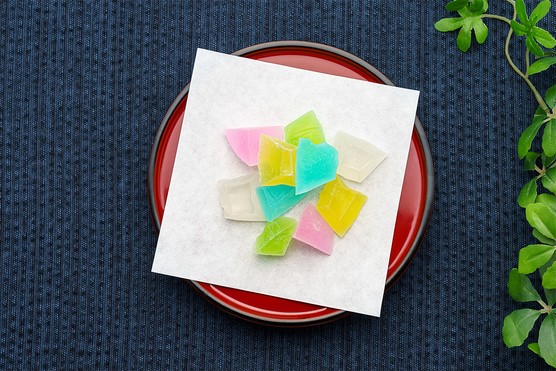 Pastel-coloured kohakutou